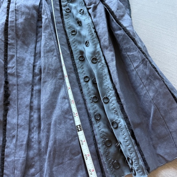 Bottega Veneta Luxury Gray A-Line Embellished Belted Pleated Skirt - Picture 10 of 13